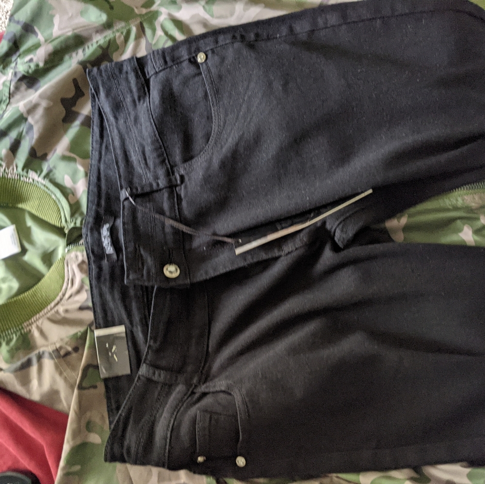 Very fashionable women pants black size 14